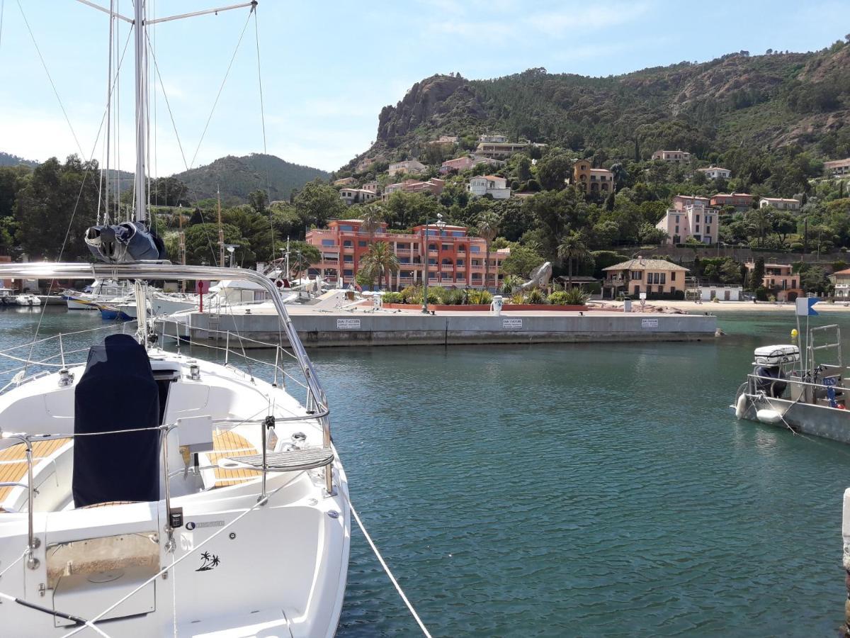 French Riviera 1 Bedroom On The Beach Facing Cannes Théoule-sur-Mer Exterior foto