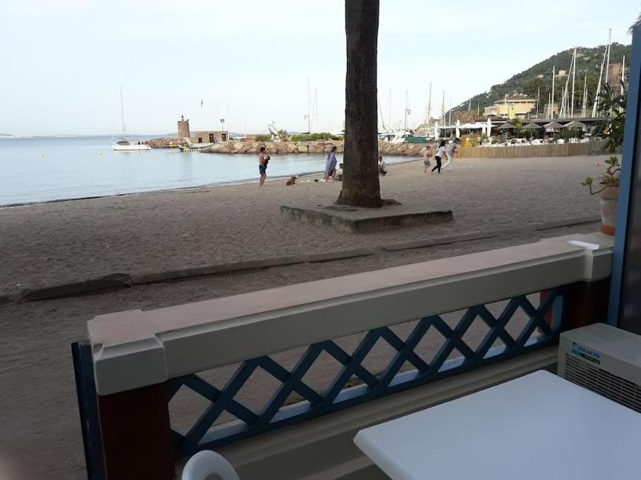 French Riviera 1 Bedroom On The Beach Facing Cannes Théoule-sur-Mer Exterior foto