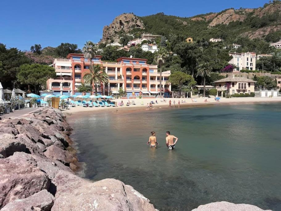 French Riviera 1 Bedroom On The Beach Facing Cannes Théoule-sur-Mer Exterior foto